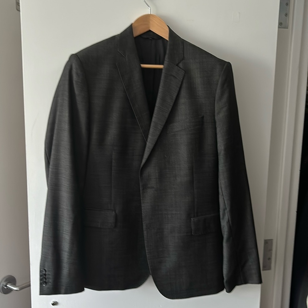 LIKE NEW J LINDEBERG SUIT JACKET